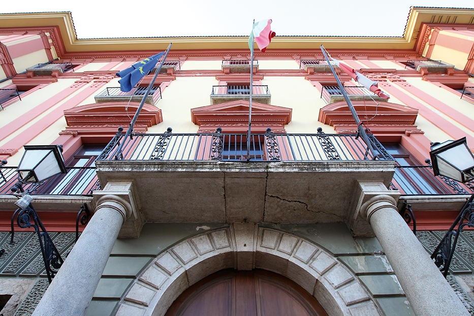 Provincia-Palazzo-Caracciolo