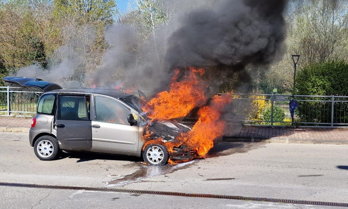 auto-fiamme