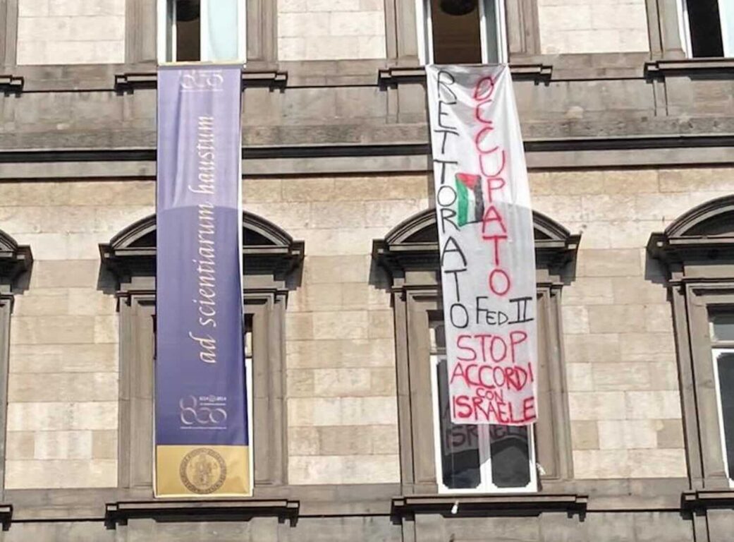 napoli-rettorato-occupato-vs-israele-1041x768