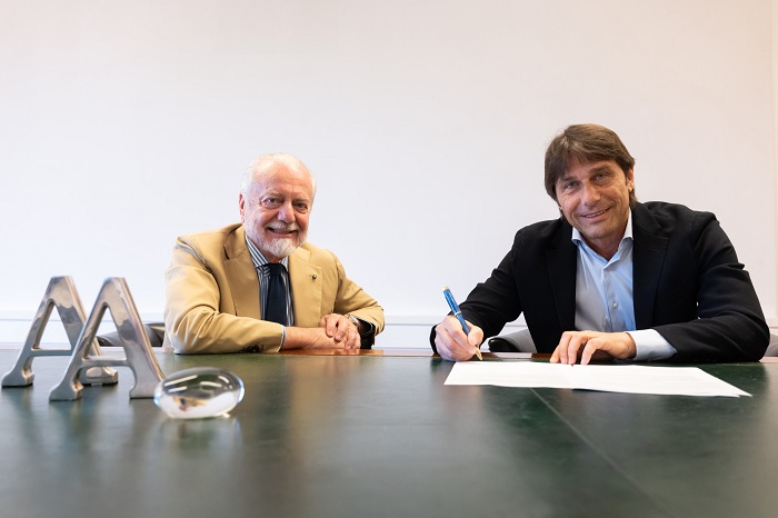 Conte-DeLaurentiis-firma